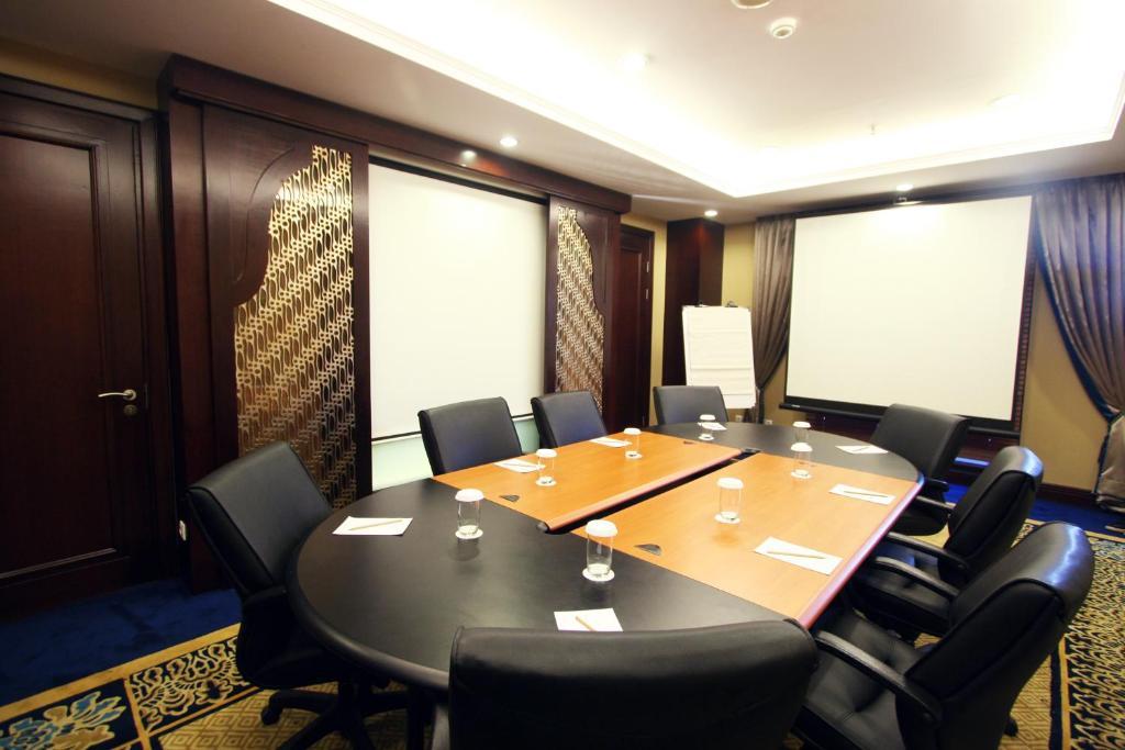 Asmila Boutique Hotel Бандунг Екстер'єр фото