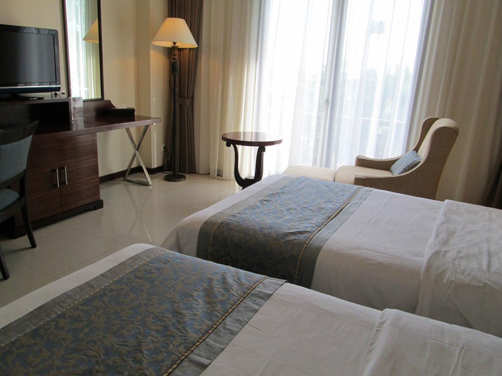 Asmila Boutique Hotel Бандунг Екстер'єр фото