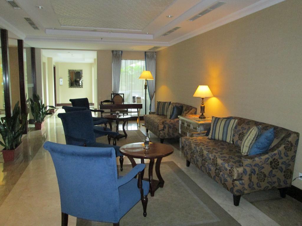 Asmila Boutique Hotel Бандунг Екстер'єр фото