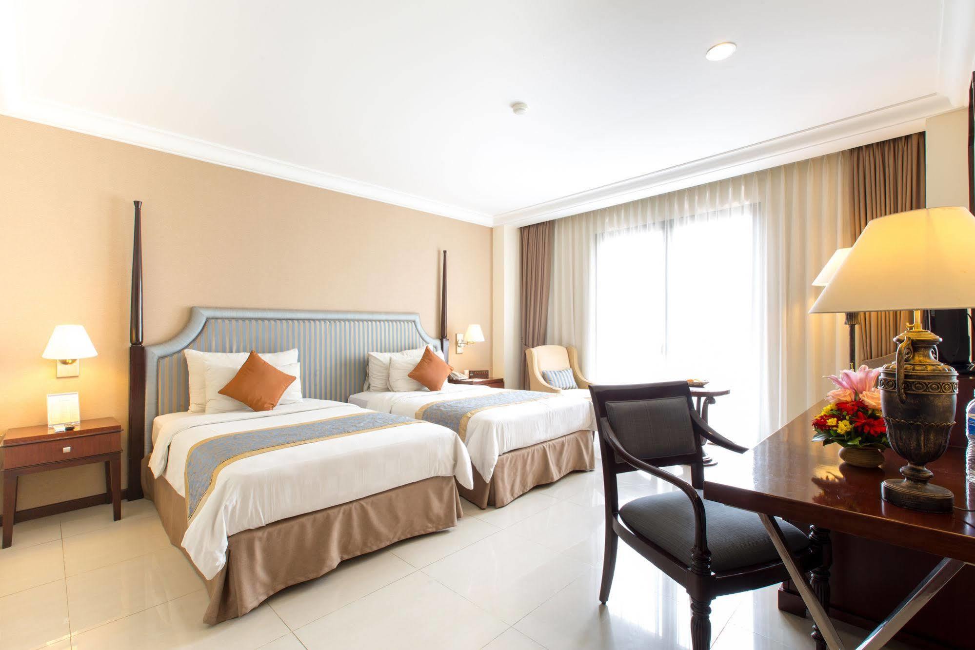 Asmila Boutique Hotel Бандунг Екстер'єр фото